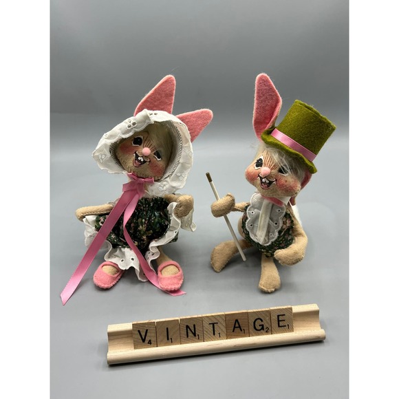 Annalee Easter Parade Posable Boy and Girl Bunny Rabbits 1998 - Picture 5 of 8